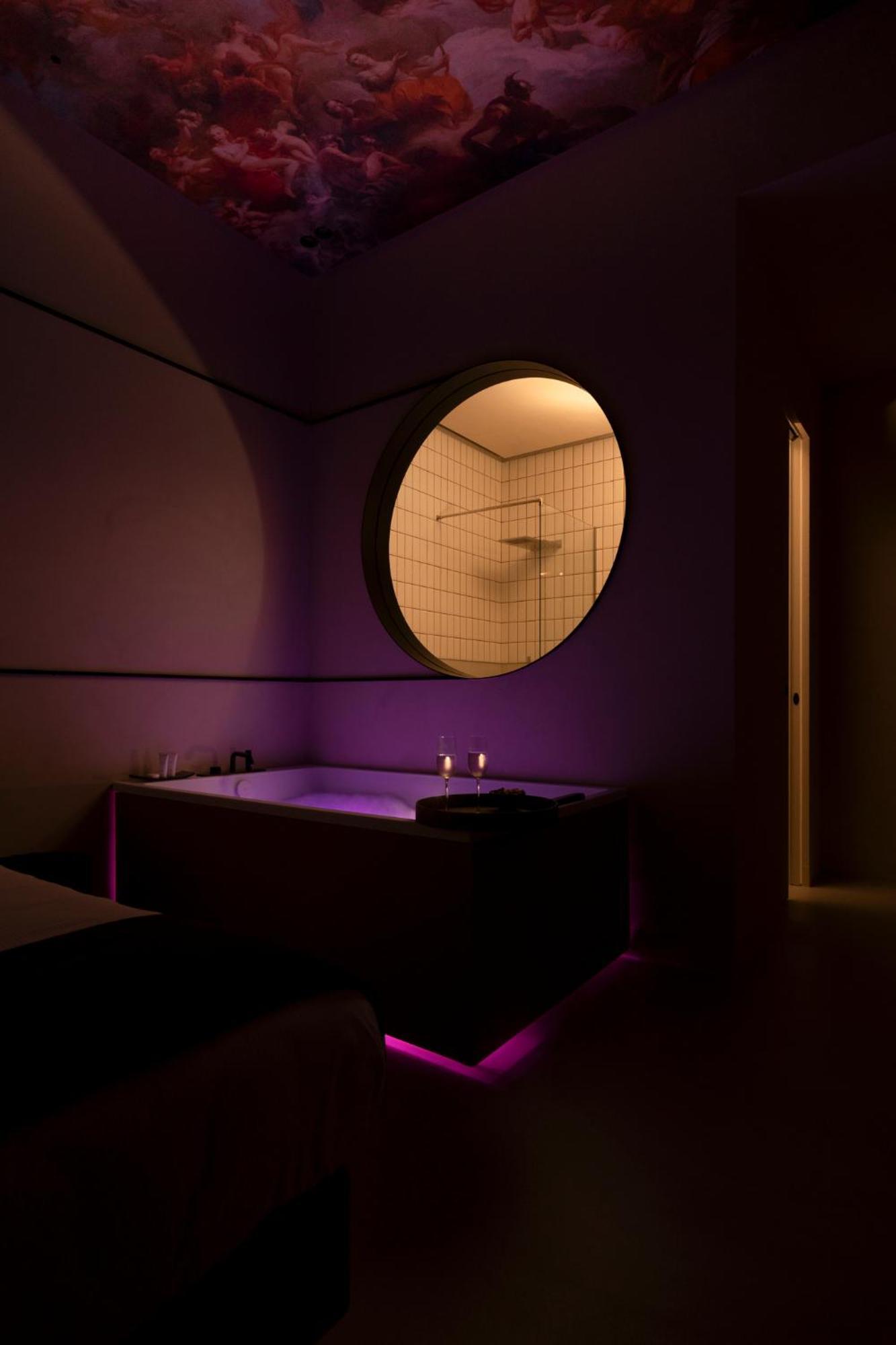 Demetra Luxury Suites Naples Extérieur photo