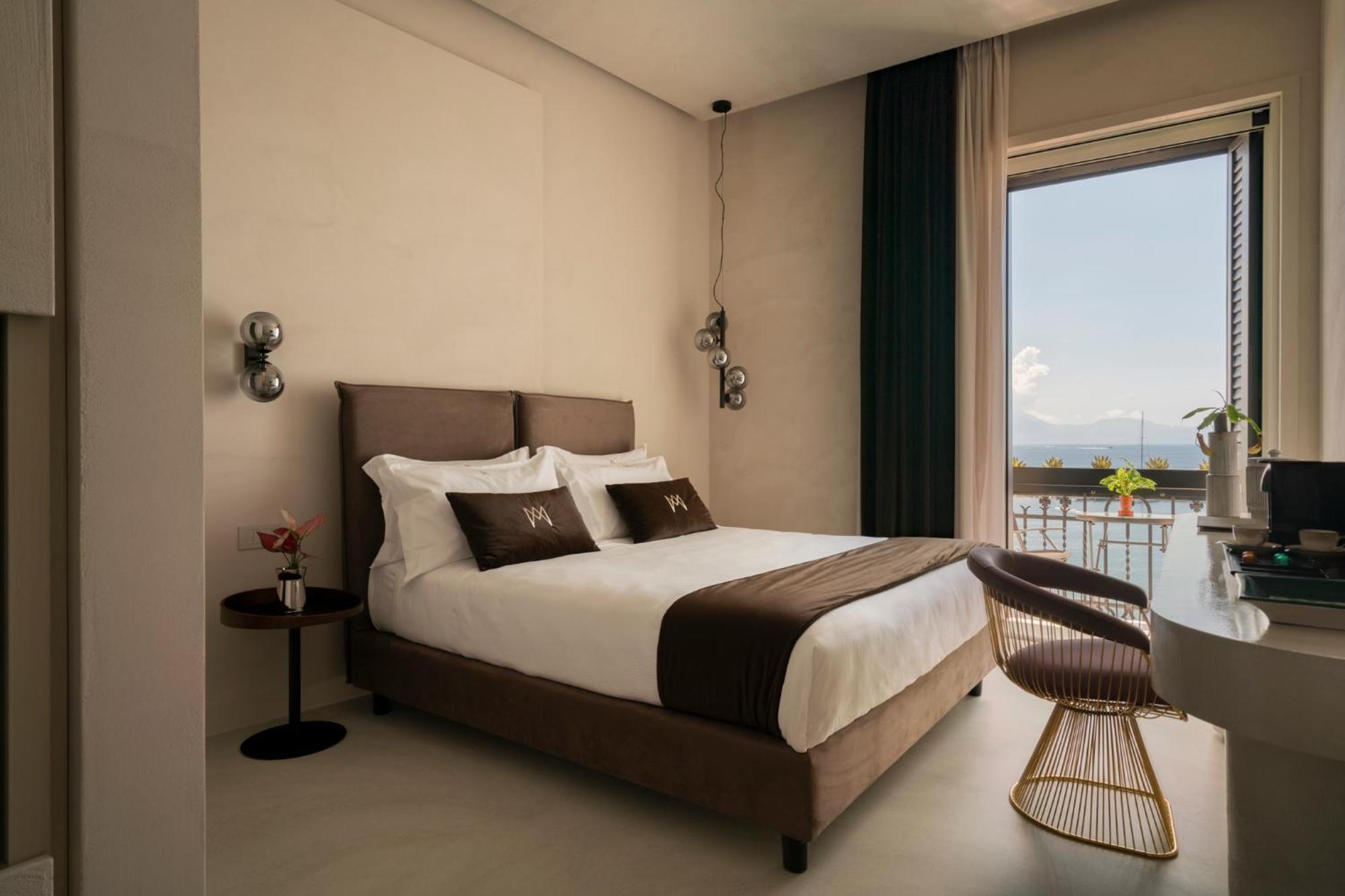 Demetra Luxury Suites Naples Extérieur photo